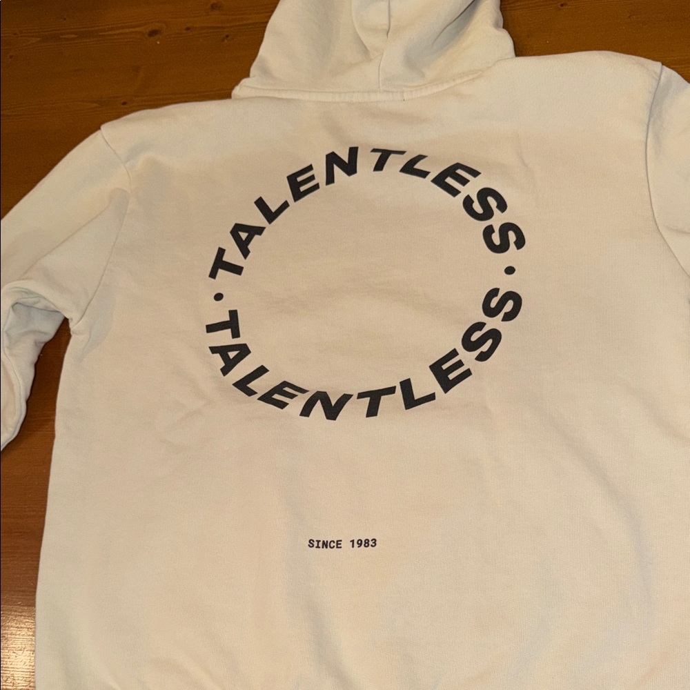 TALENTLESS Oversized Women's Cream Hoodie